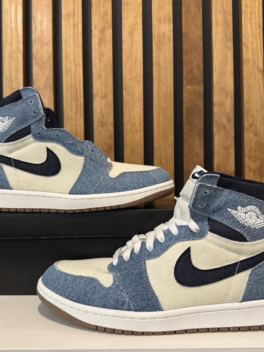SIZE 11 MENS - Air Jordan 1 Retro High OG Denim FQ2947-100 Blue White Gum Navy